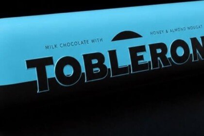 Ferrari Luce EV-Toblerone-troll