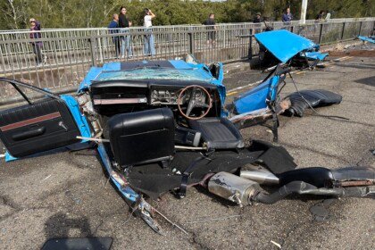 Ford Falcon GT Sydney crash (1)