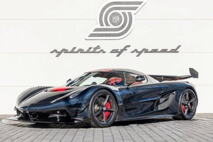 Koenigsegg Jesko Attack