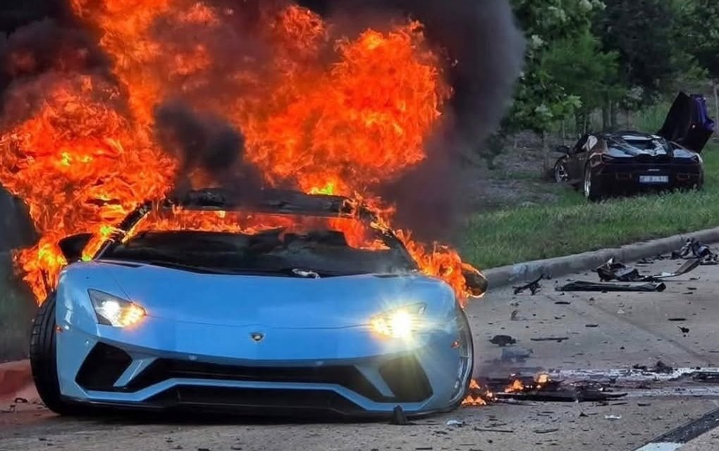 Lamborghini Aventador S crash in texas