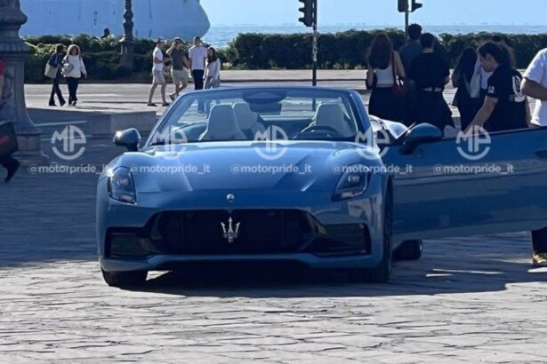 Maserati GranCabrio spy shot
