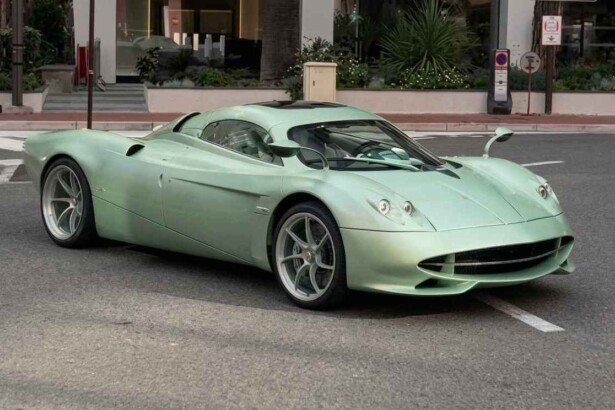 Pagani Codalunga (1)