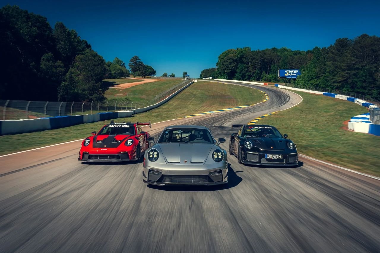 Porsche-911-Records-Road-Atlanta-40