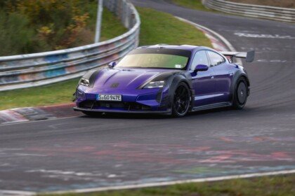 Porsche Taycan Turbo GT Manthey Kit-Nurburgring