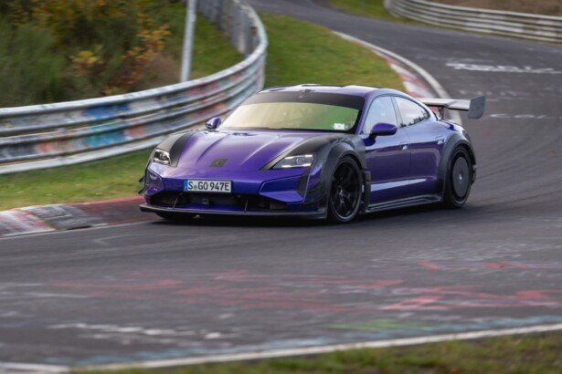 Porsche Taycan Turbo GT Manthey Kit-Nurburgring