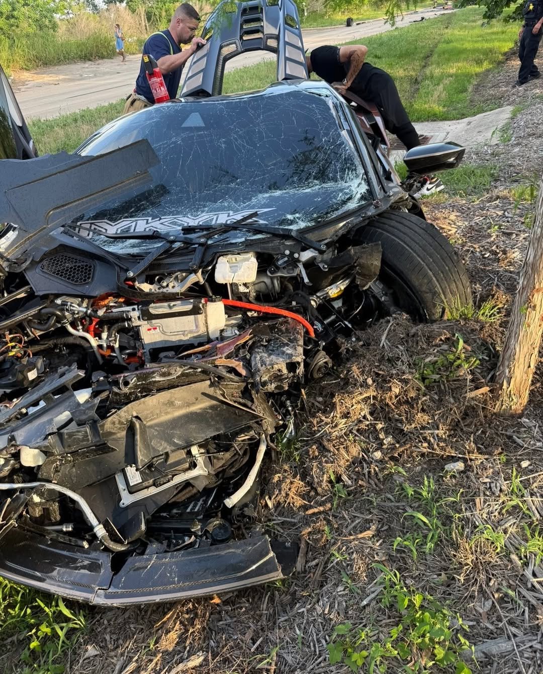 lamborghini Revuelto crash in texas