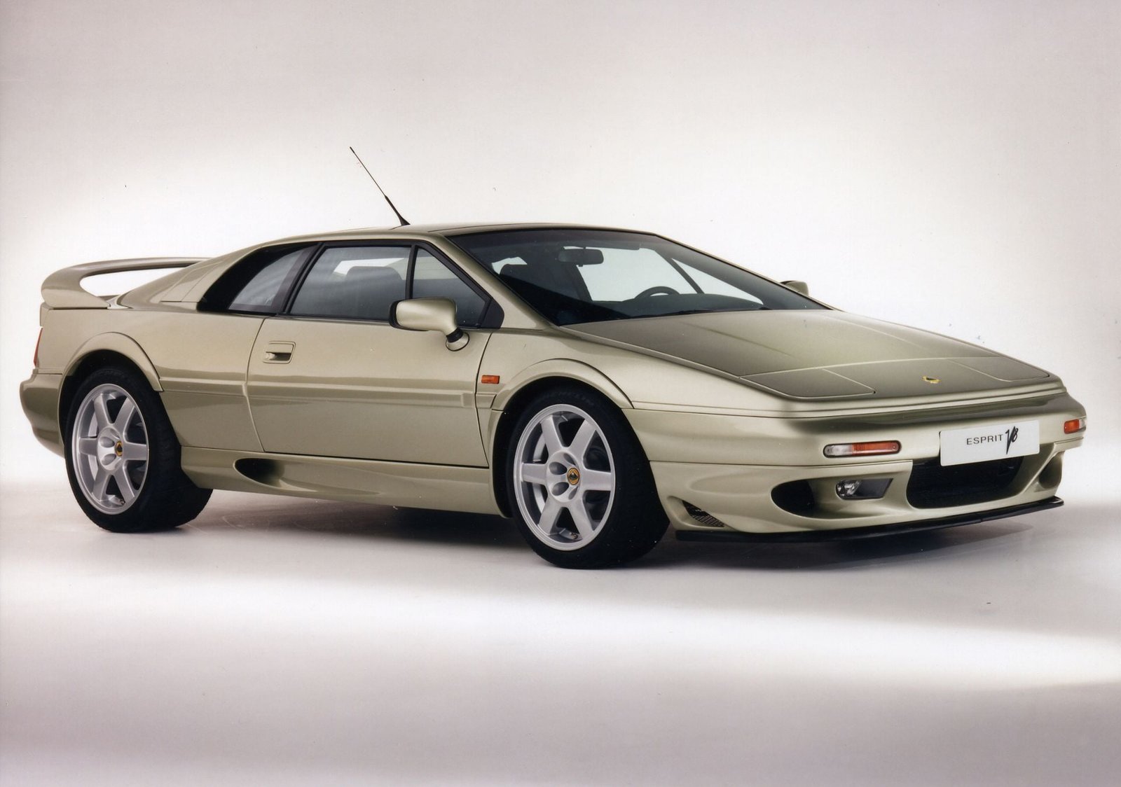 lotus-esprit-v8