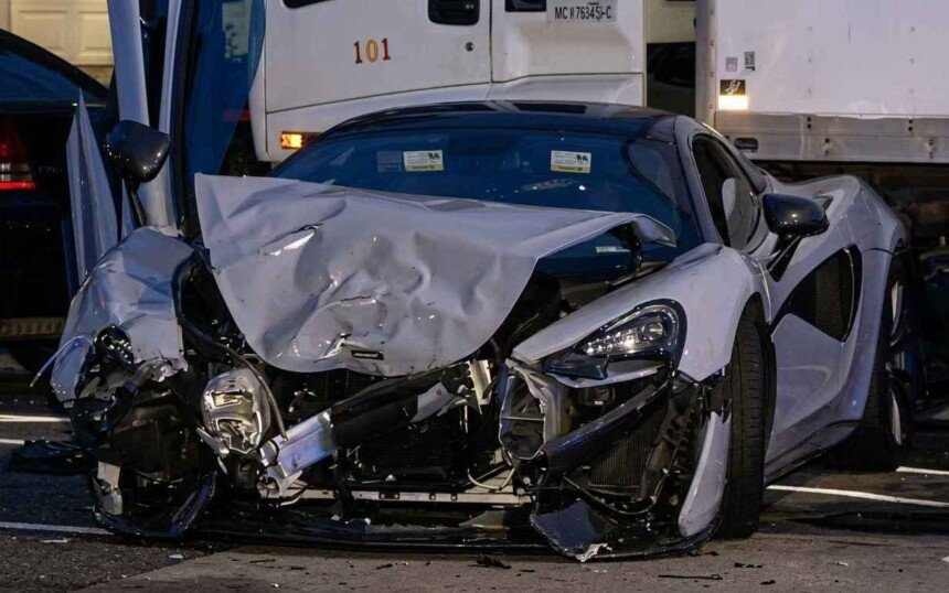 mclaren crash in chicago