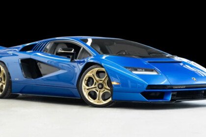 2022 Lamborghini Countach LPI 800-4