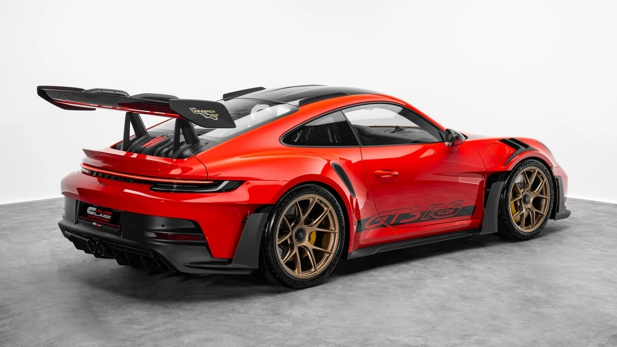 2025-Porsche-911-GT3-RS-Red-6463-4