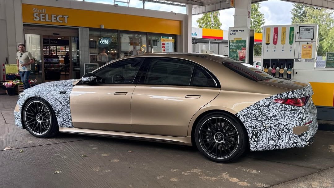 2027 Mercedes-AMG S63 (2)