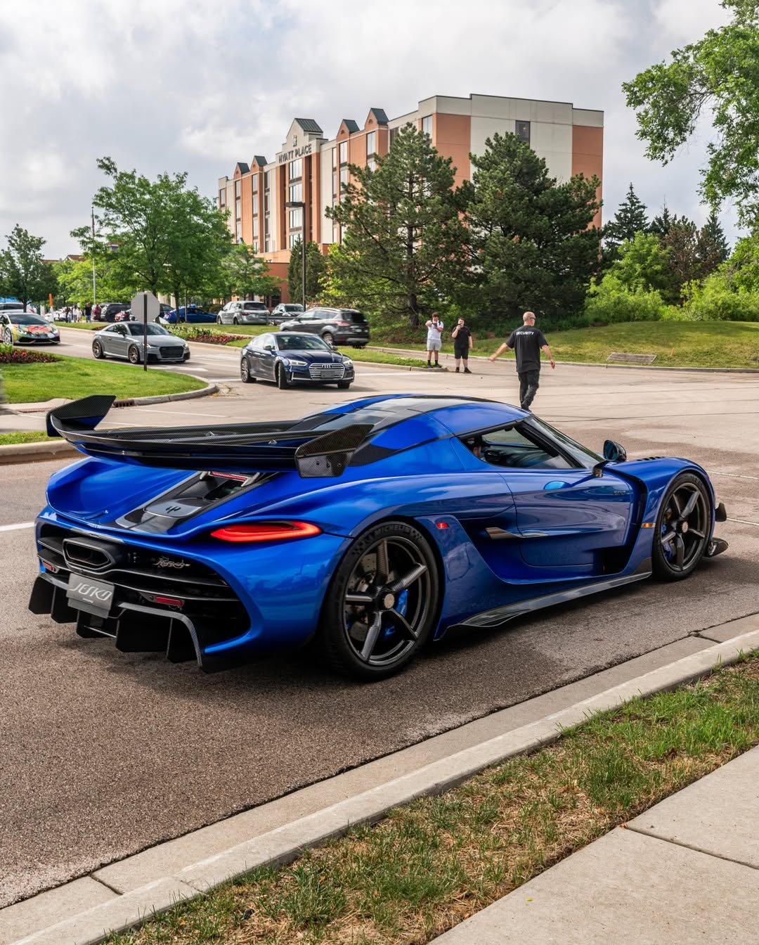 Carbon-loaded Koenigsegg Jesko Chicago 2
