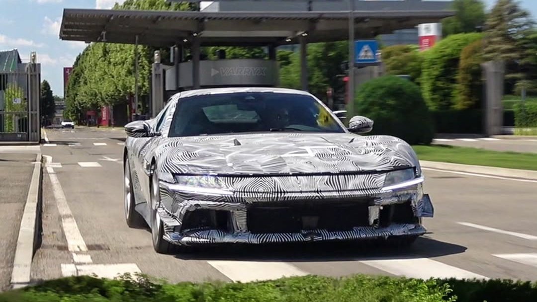 Ferrari 12Cilindri VS spy shot 1