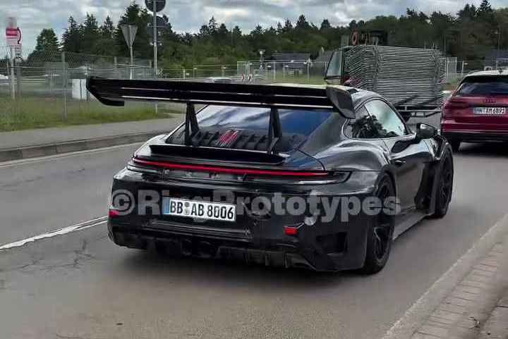 New Porsche 911 GT3 RS (992.2) (2)