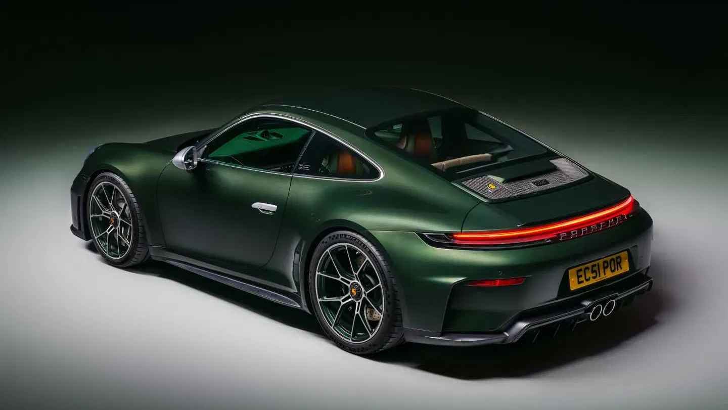 Porsche-911-GT3-Earls-Court-Edition