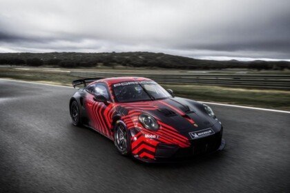 Porsche 911 GT4 R-1