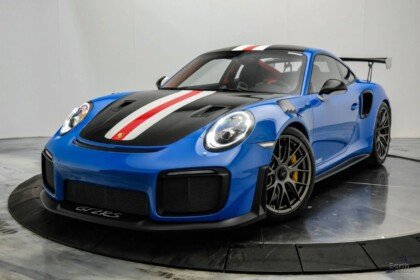 Voodoo Blue Porsche 911 GT2 RS-for-sale-3