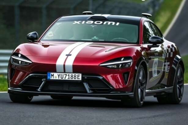 Xiaomi YU7 driverless Nurburgring record