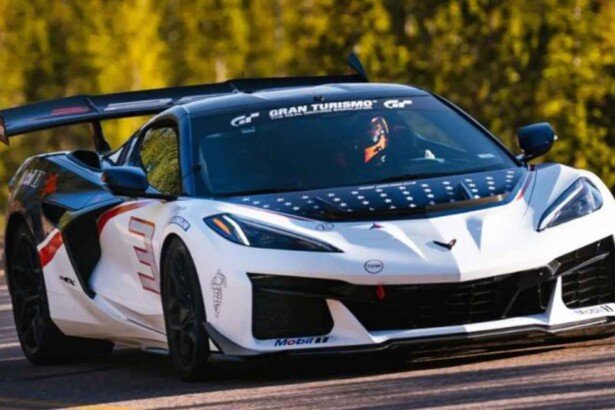 chevrolet Corvette-ZR1X-Pikes-Peak