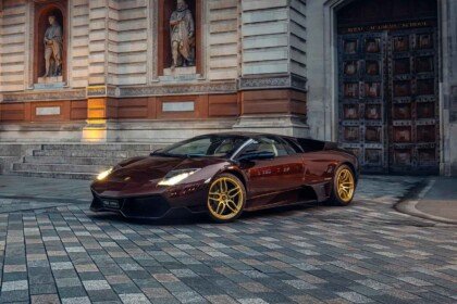 2010 Lamborghini Murcielago LP670-4 SV (1)