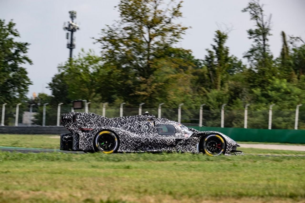2027 Ferrari 499P Evo-testing-1