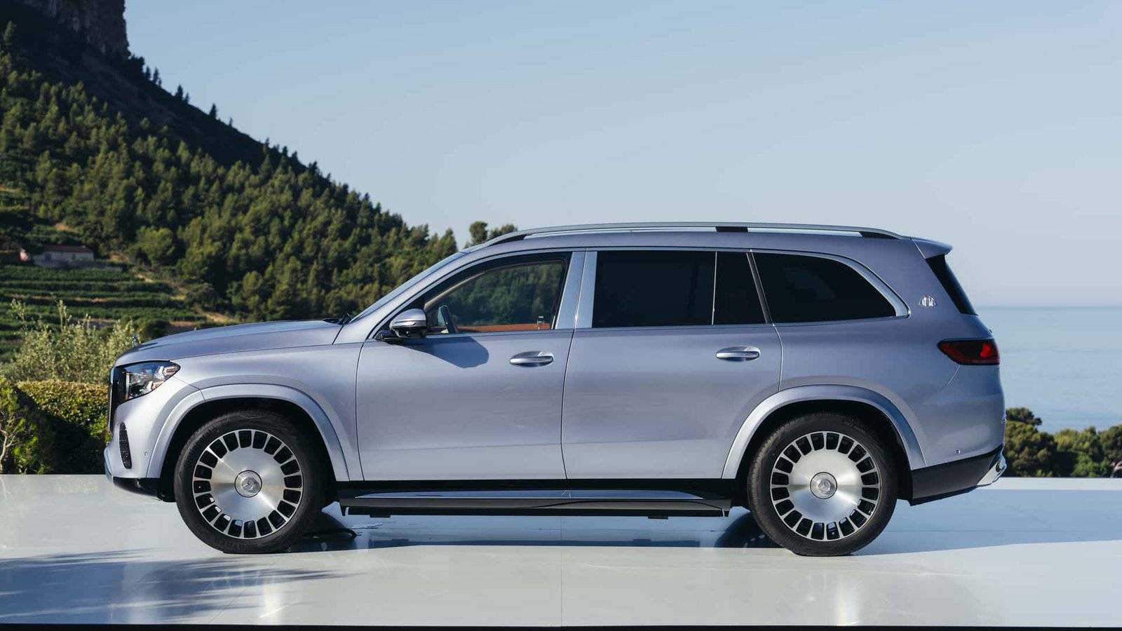 2027 Mercedes-Maybach GLS (3)