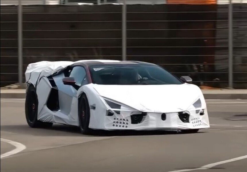 Lamborghini Revuelto SV-pre-production-2