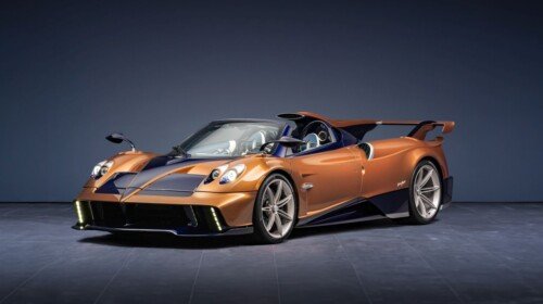 Pagani-Huayra-70-Derecho-3