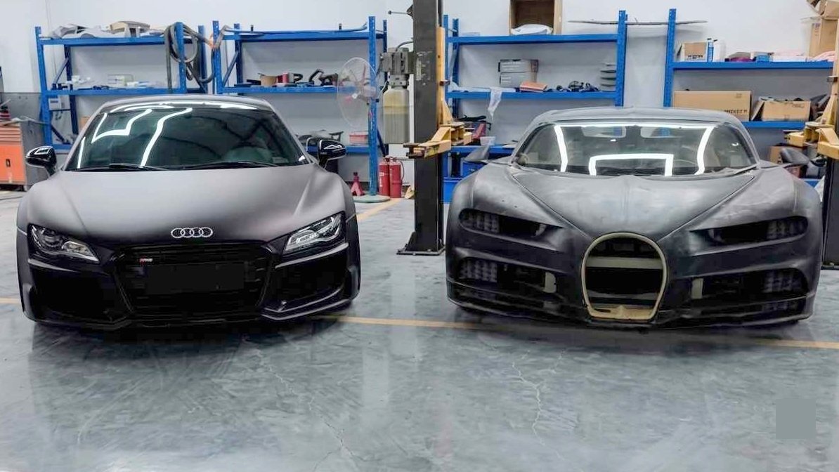 audi r8 into bugatti chiron