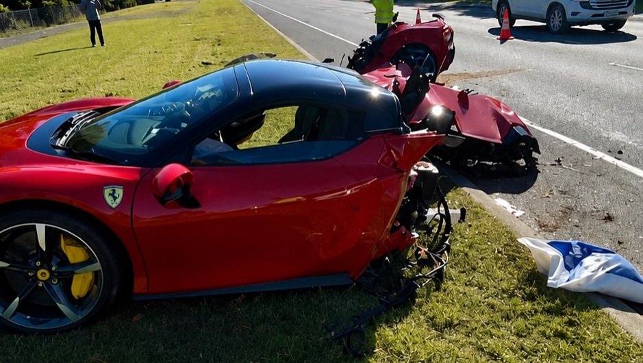 ferrari sf90 spider crash in australia