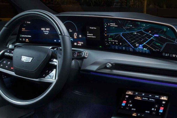 2026-Cadillac-Vistiq-interior