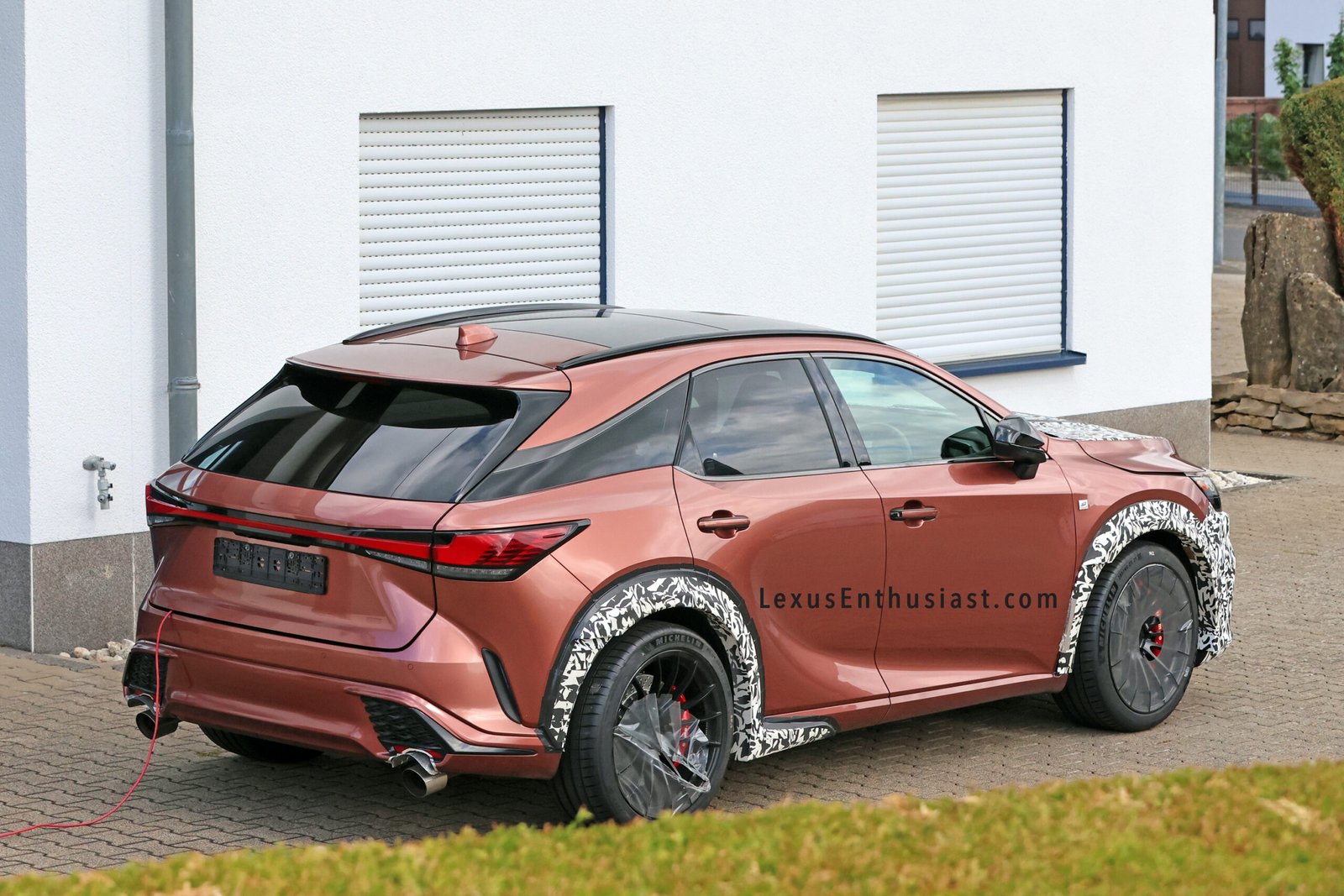 2026 Lexus RX spy shot (1)