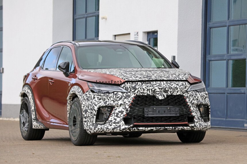 2026 Lexus RX spy shot (2)