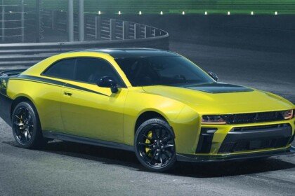 2027-dodge-charger-super-bee-launch-edition-front-3-4