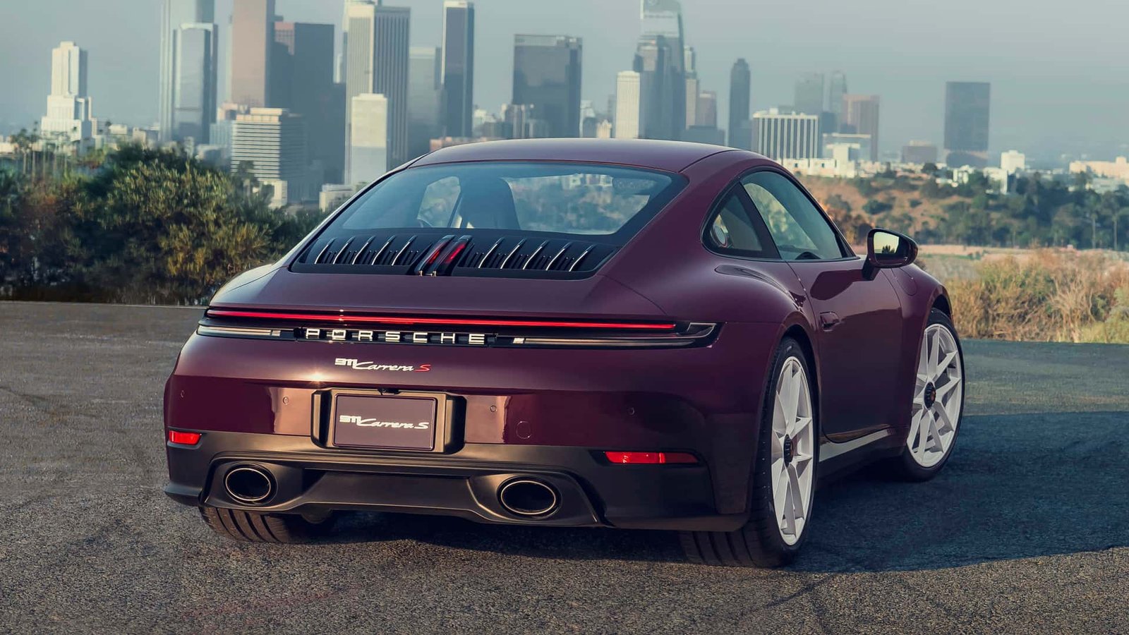 2027-porsche-911-carrera-s-manual (2)