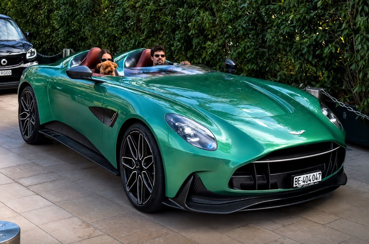 Aston Martin カタログセット Lance Stroll spotted in an Aston Martin DBR22 speedster in Monaco