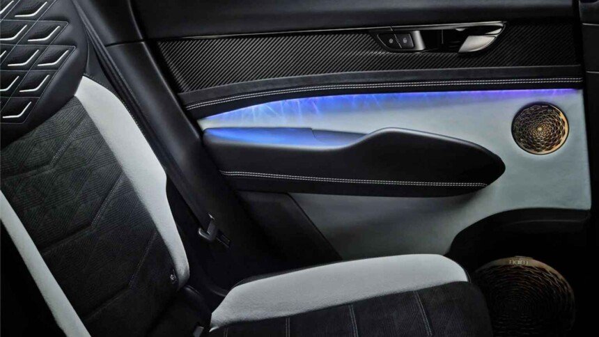 Bentley-Torcal-interior teaser