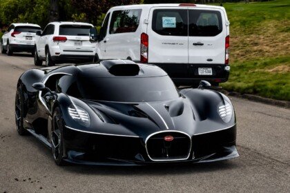 Bugatti Destrier Pebble Beach-1