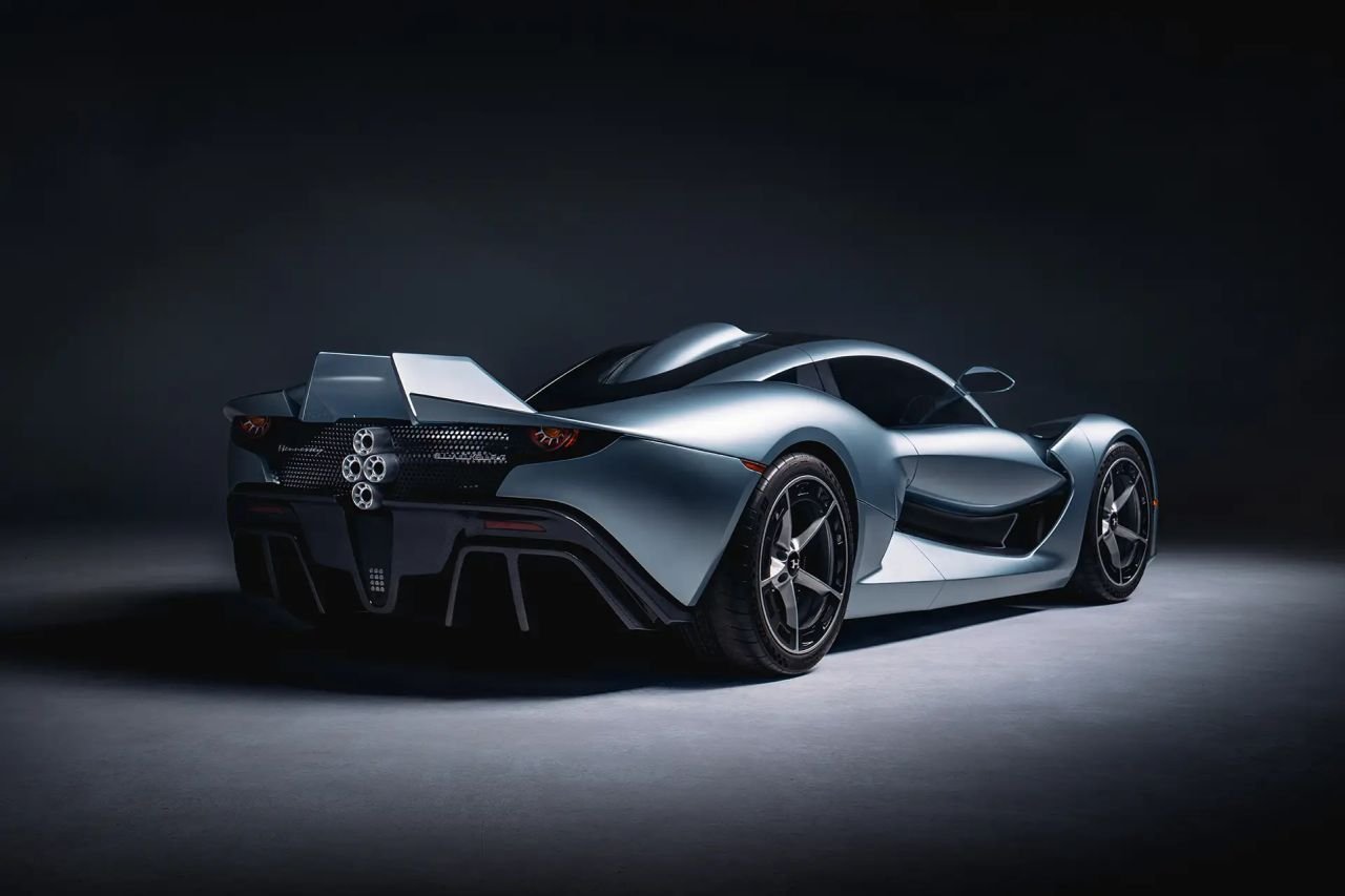 Hennessey Blackbird-5