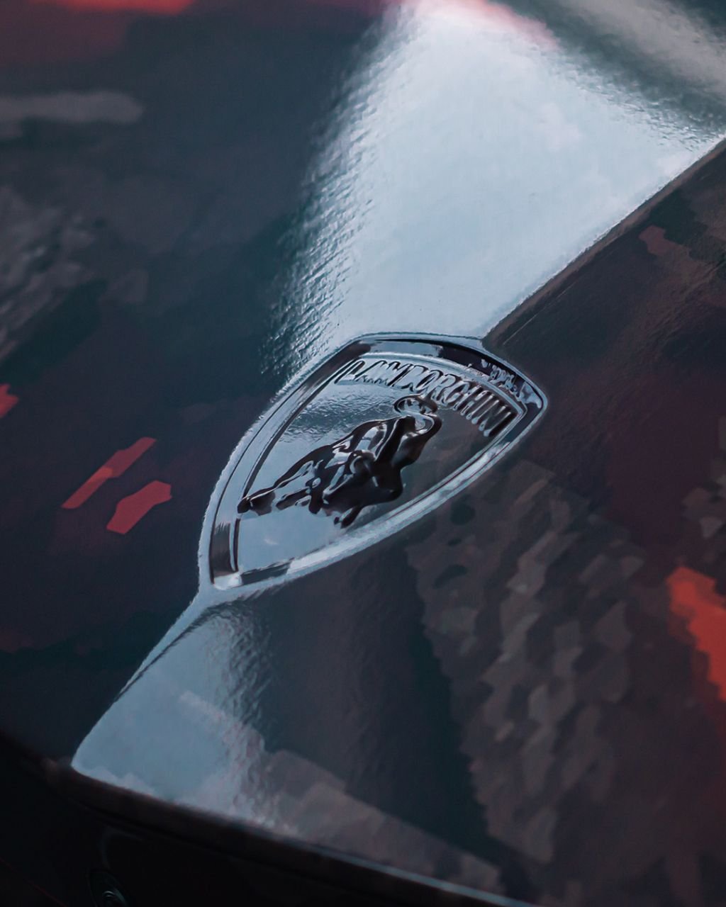 Lamborghini Revuelto SV teaser-1