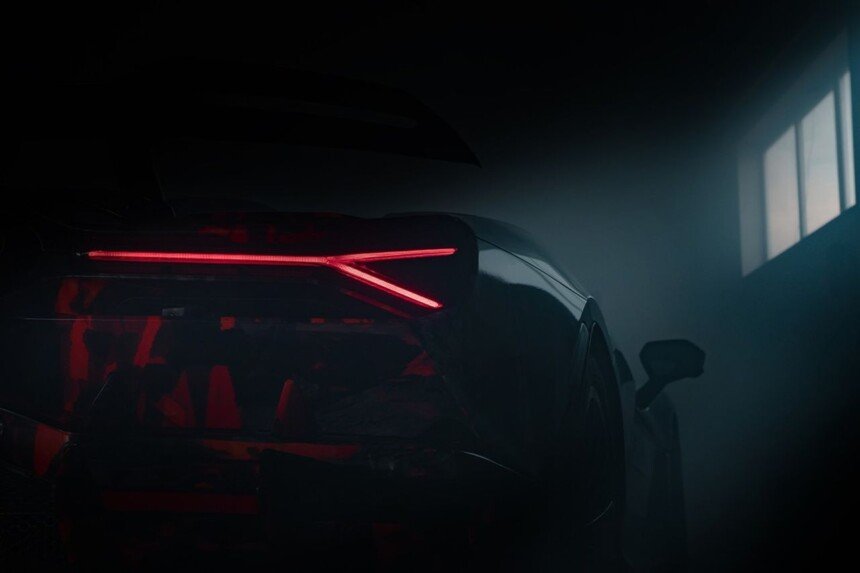 Lamborghini Revuelto SV teaser-2