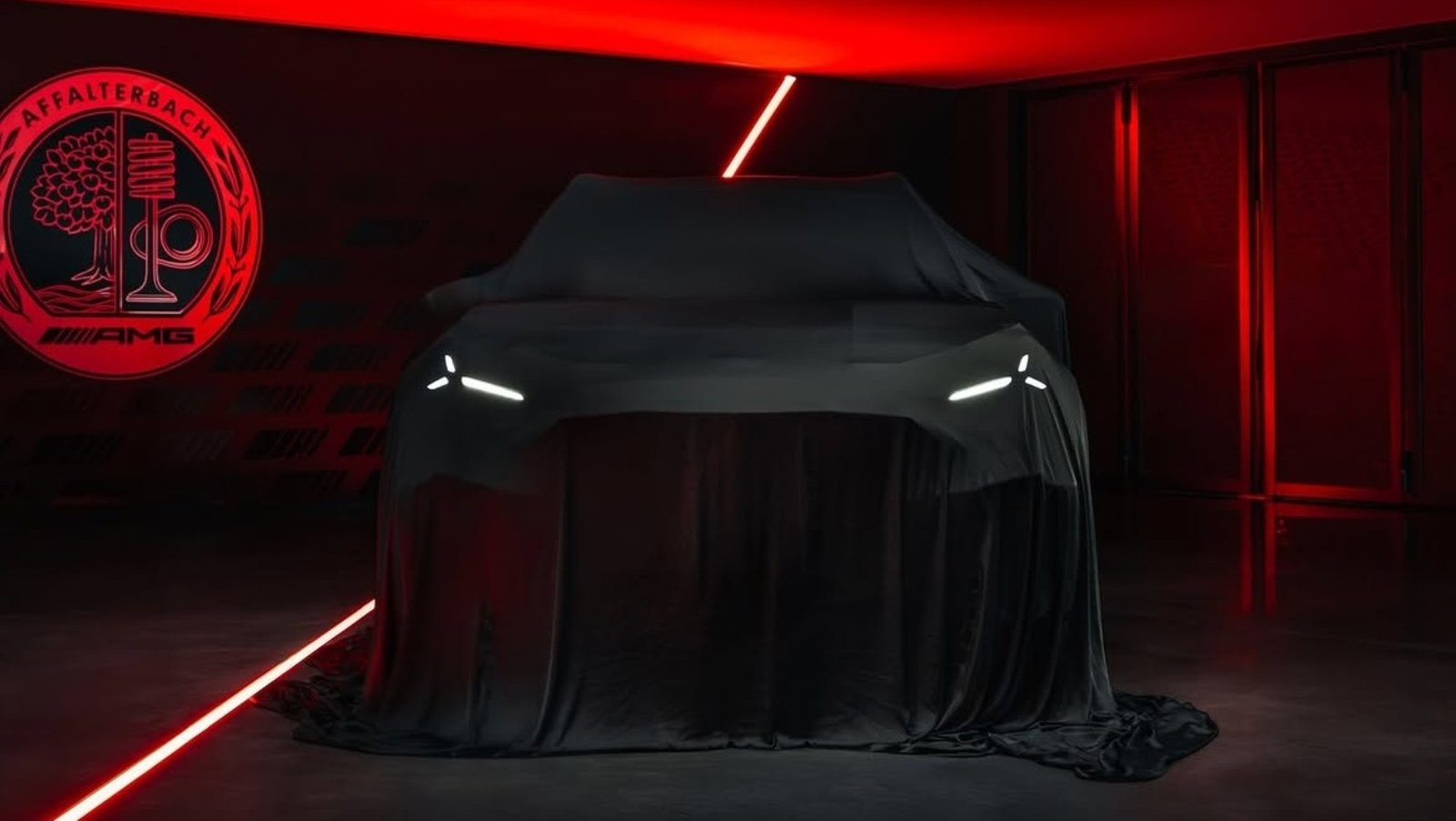 Mercedes-AMG electric performance SUV teaser (2)