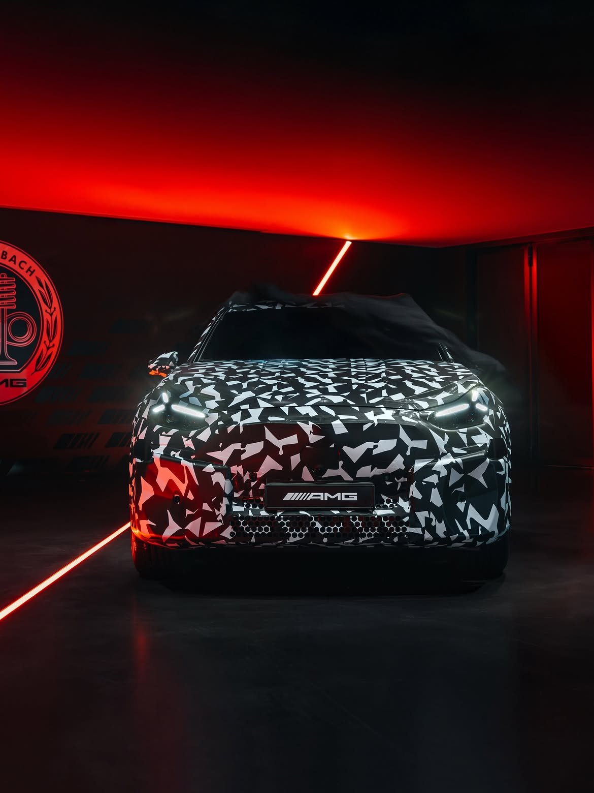 Mercedes-AMG new electric performance SUV teaser (1)