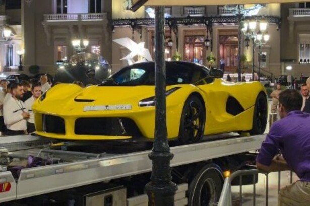 ferrari laferrari breaksdown in monaco