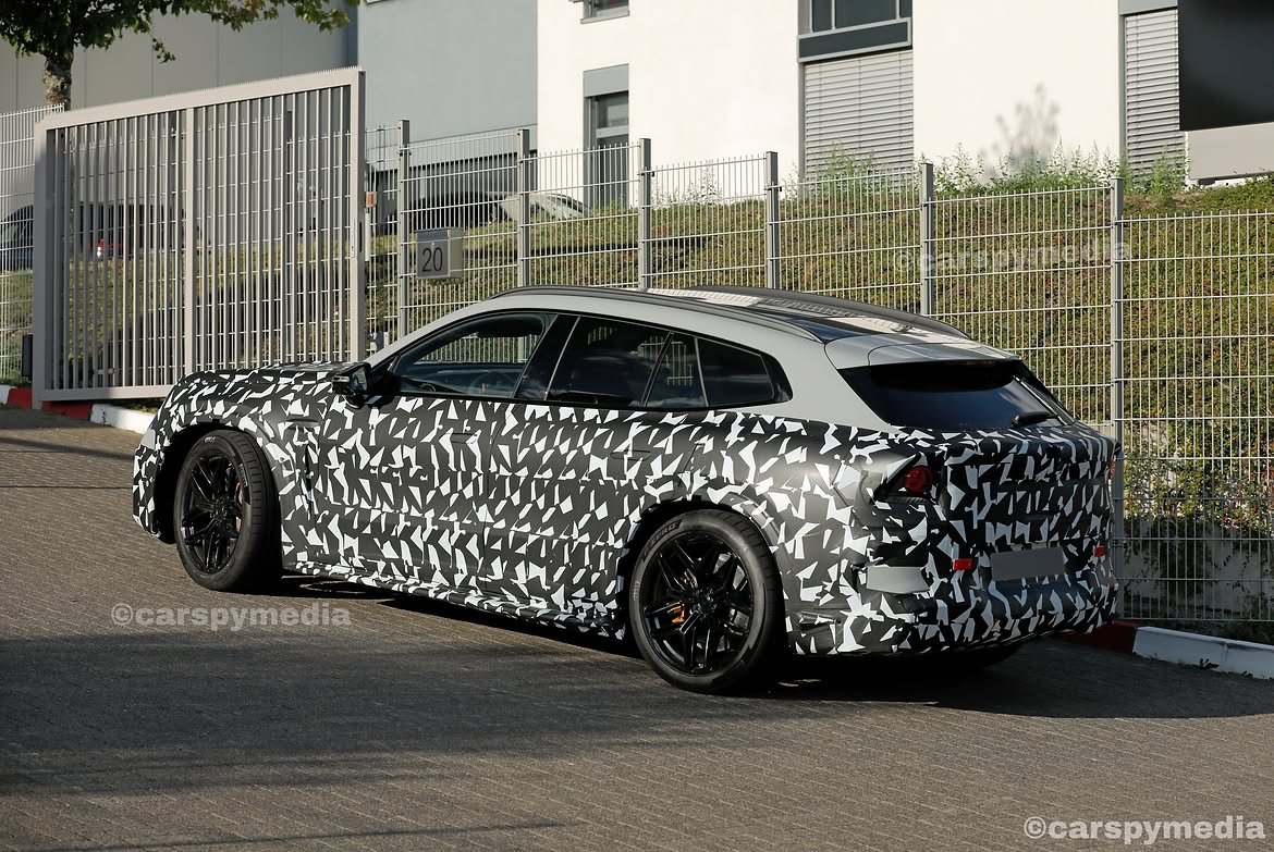 2027 mercedes-amg suv electric spy shots (4)