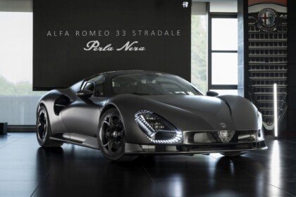 Alfa Romeo 33 Stradale Perla Nera-2
