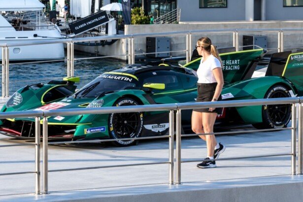 Aston Martin Valkyrie LMH-Monaco