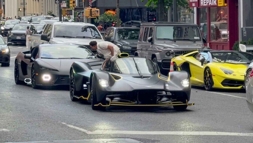 Aston Martin Valkyrie-Lamborghini Temerario-New York