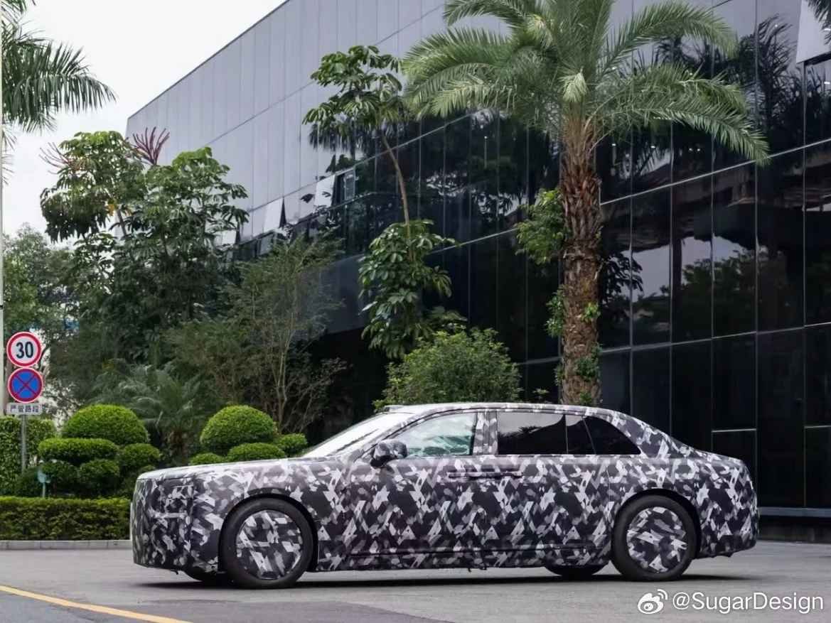 BYD-Rolls-Royce-like luxury sedan-spy shots (4)