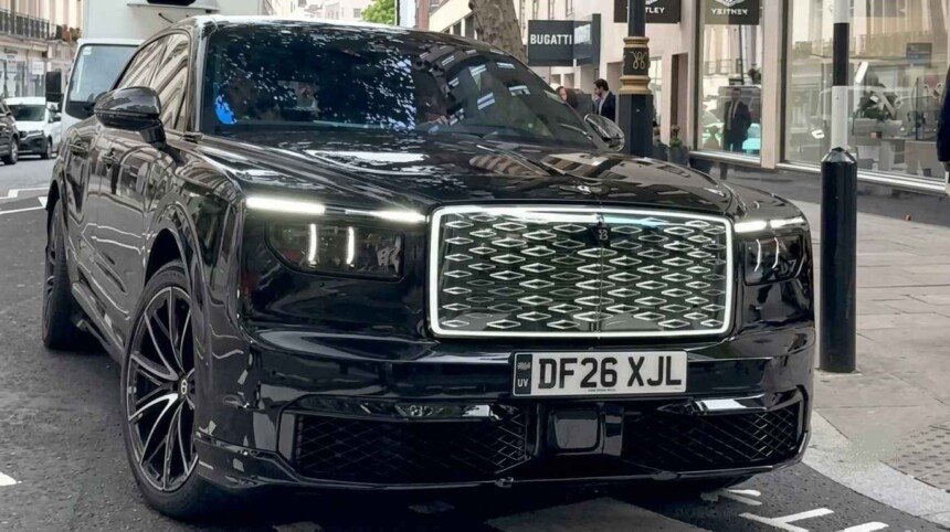 Bentley Torcal-spotted-london